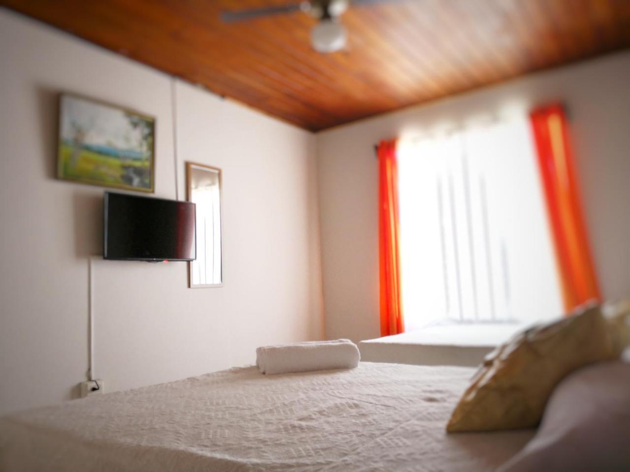 알라후엘라 Vida Tropical B&B 외부 사진